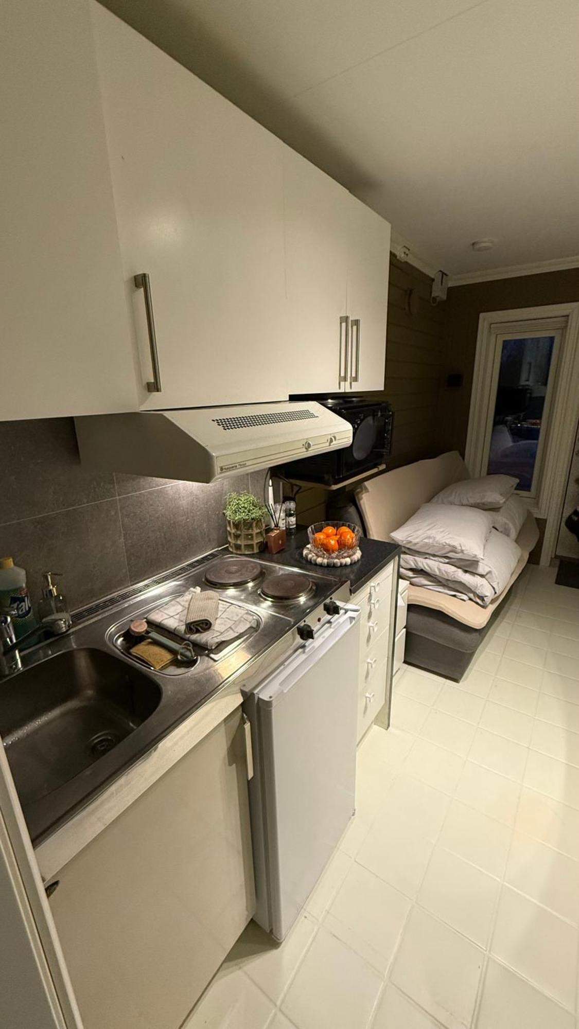 Bright And Cosy Dorm *